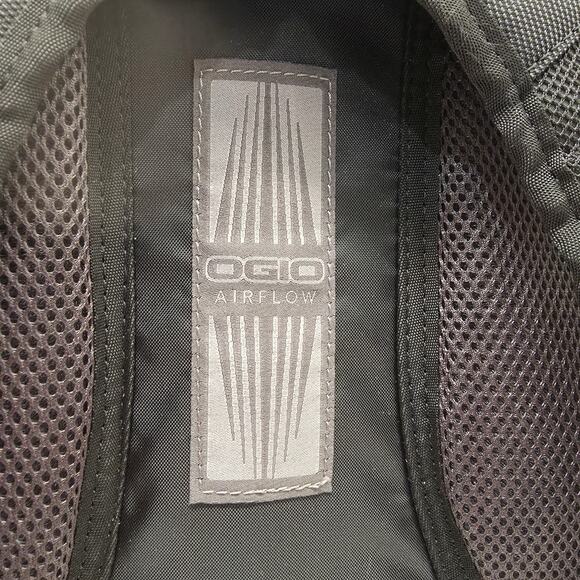 Ogio Axle Laptop Travel Backpack Commuter Airport Friendly Organization - Picture 7 of 16